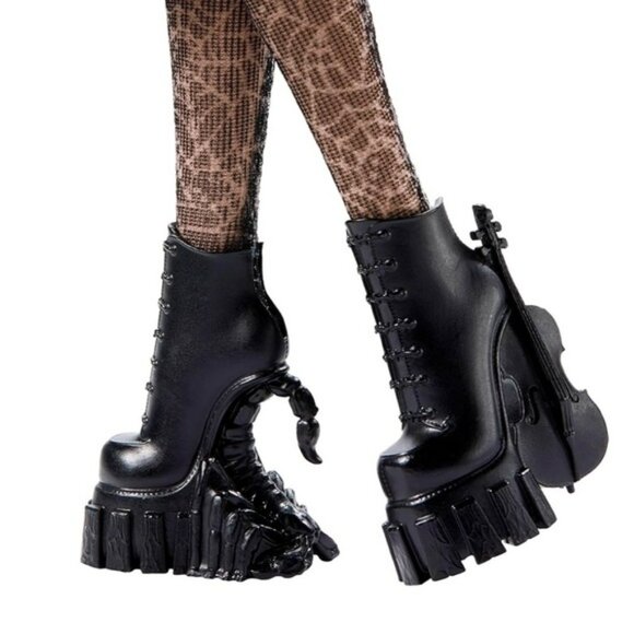 Mattel Toy Monster High Wednesday Addams Doll New in box HXJ04-9564 Black Netfli - Picture 4 of 9